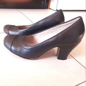 Hush puppies heels
